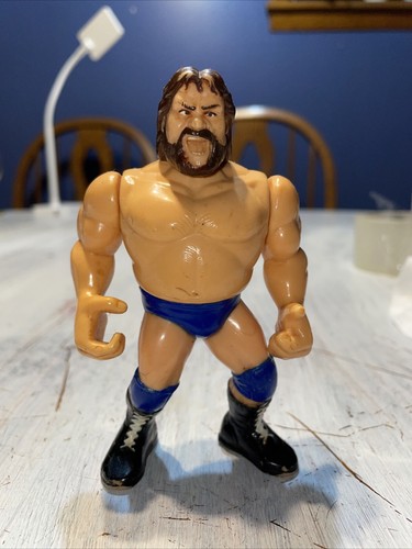 WWE WWF Hasbro Hacksaw Jim Duggan Series 2 Vintage...