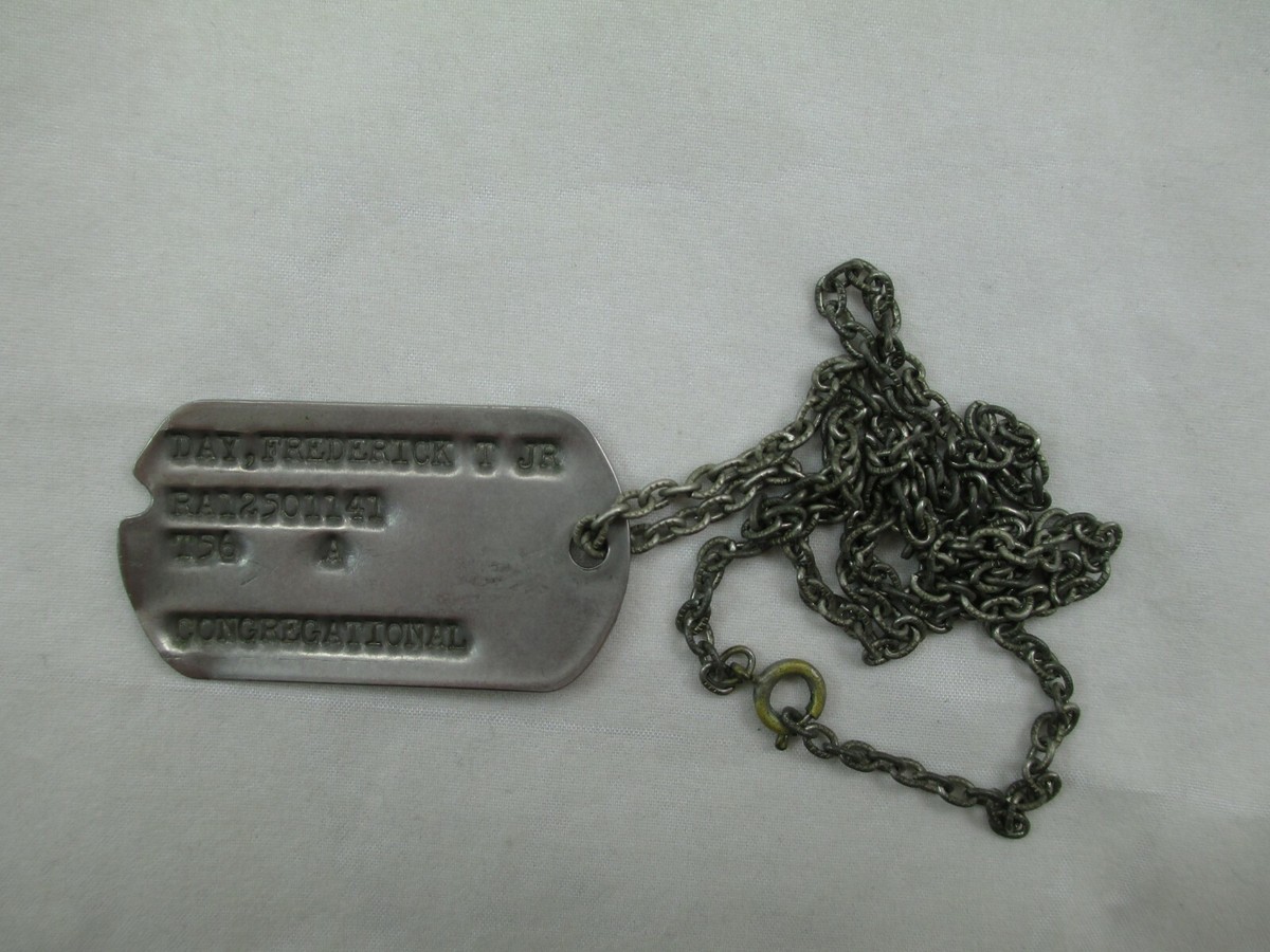 ヴィンテージチーキー　REGタグ AUTHENTIC WW2 1943 WILLIAM JESSE PERKINS US NAVY BARRACKS DOG TAGS