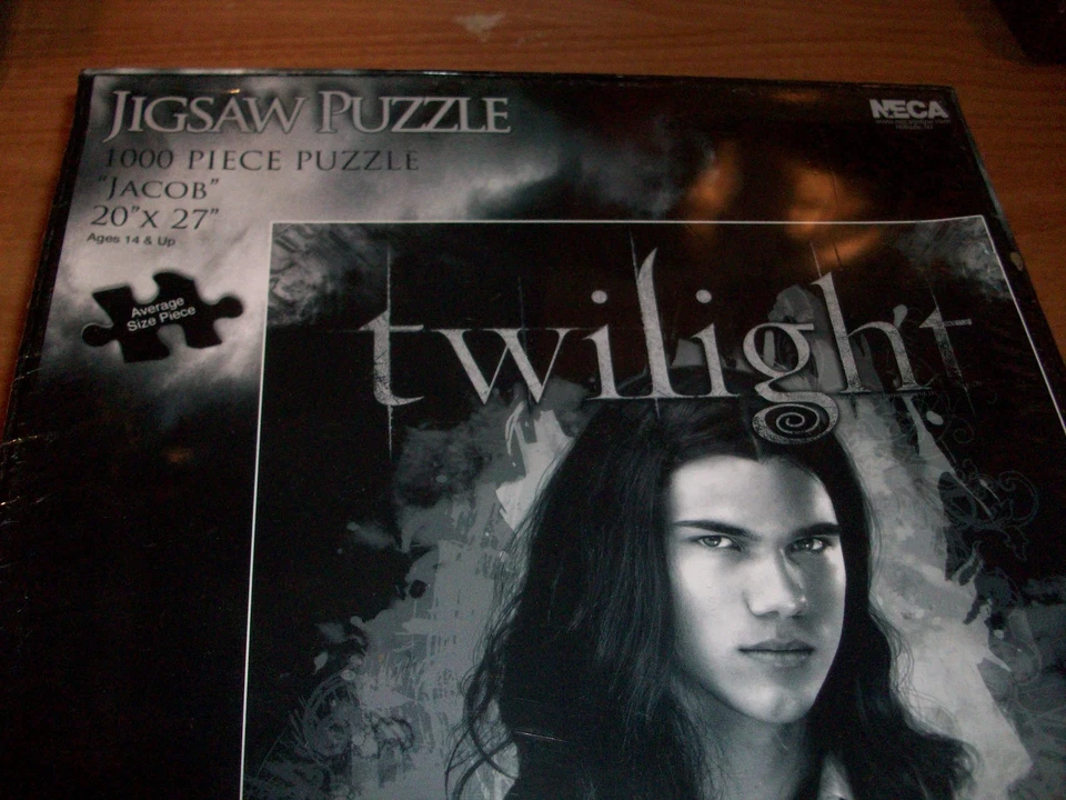 PUZZLE TWILIGHT VAMPIRE JACOB 1000 PIEZAS 20 X 27 NUEVAS EDADES 14+ Foto 2 de 4