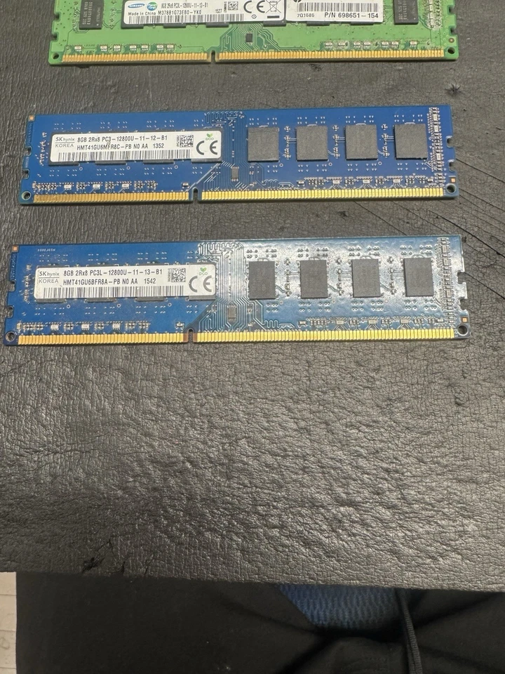 Escritorio Samsung Micron Sk hynix 16 GB (2x8 GB) PC3L-12800U DDR3L-1600 2Rx8 RAM Foto 3 de 4
