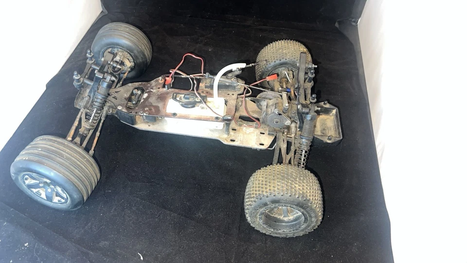 HPI Nitro Rush 2nd rc car Rolling Chassis – For Parts or Repair - Image 3 of 4