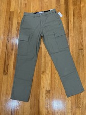 Old Navy Ultimate Tech Cargo Pants Men  s 30x30 Built-In Flex Olive New