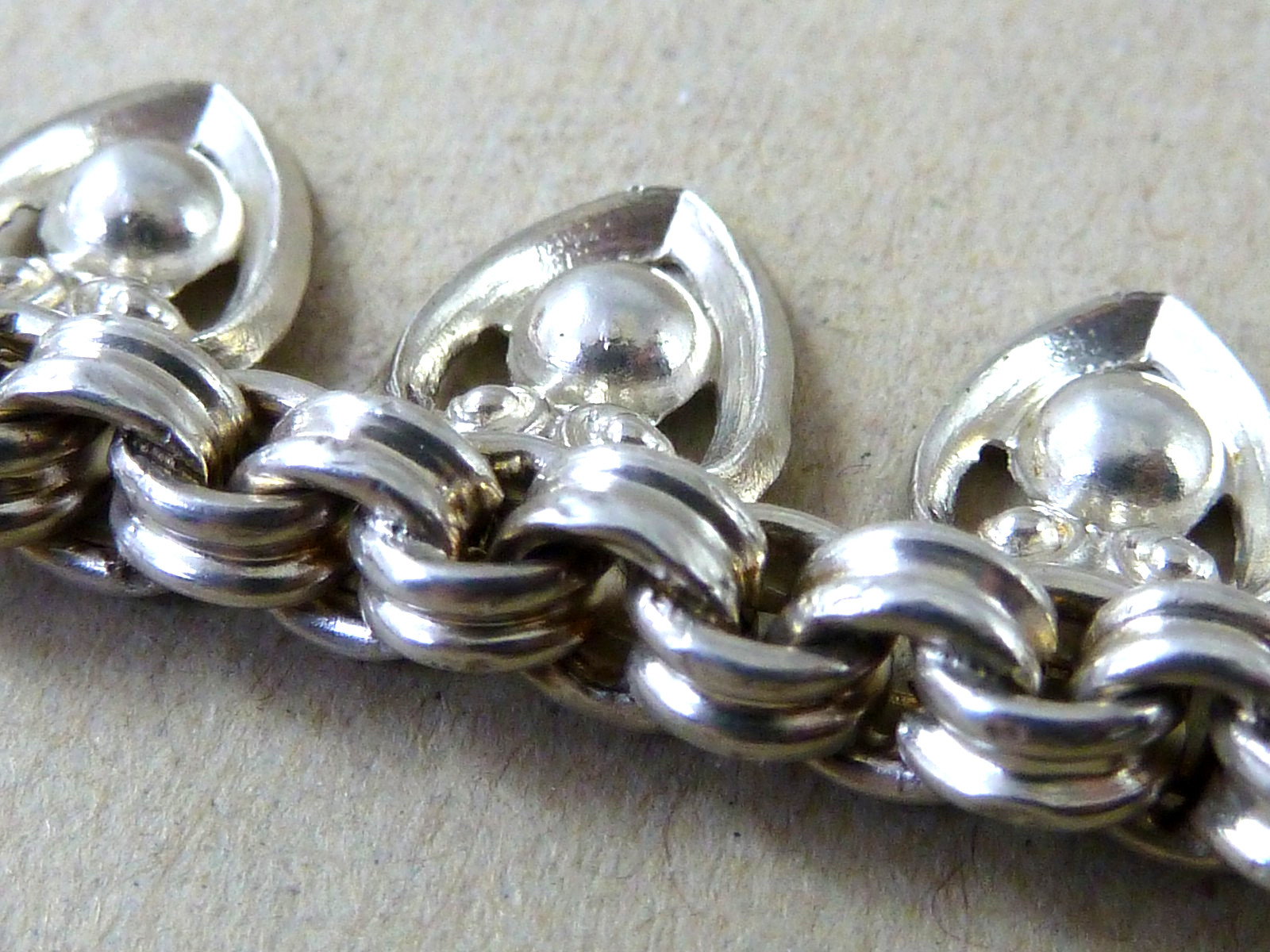 Edwardian Solid Sterling Silver Collar Pierced He… - image 9
