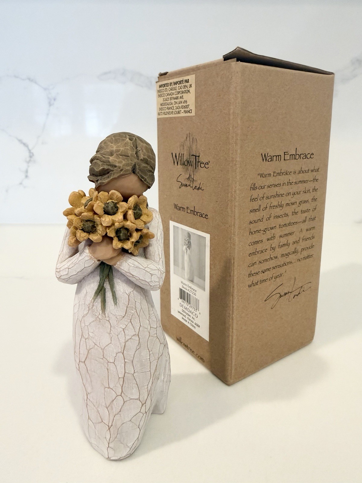 Willow Tree Warm Embrace Figurine – Susan Lordi – New in Box – Friendship Gift