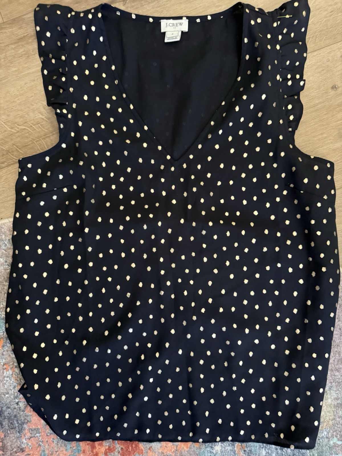 SOLD OUT JCrew Printed Sleeveless Ruffle Top. Size 4. GOLD BLACK. image 3
