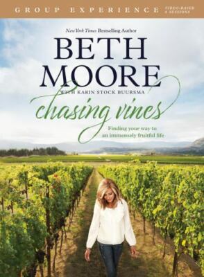 Chasing Vines Group Experience by Beth Moore (2020, Trade Paperback)