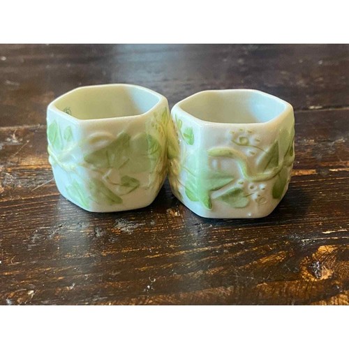 Vintage Irland Belleek irischer Efeu Punze Serviettenring Halter 2er Set - Bild 1 von 16