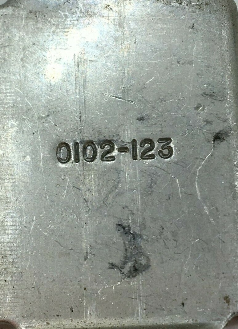 Cat　0102 ♡ 11 PK GENUINE ARCTIC CAT 0102-123 SNOWMOBILE TRACK WEAR