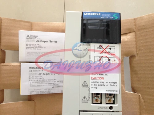1PIECE NEW MITSUBISHI SERVO DRIVE MR-J2S-100A-S055 MR-J2S100AS055