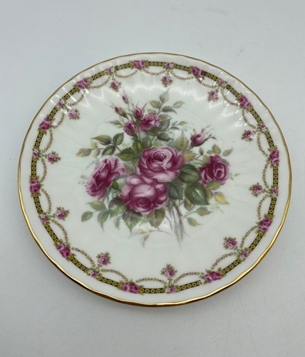 Duchess Bone China Tea Cup & Saucer Rose With Gold Trim England - Picture 9 of 12
