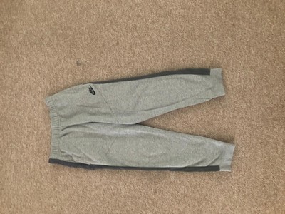 nike tracksuit bottoms age 13