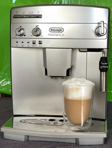 Delonghi De Longhi Esam 03.120 Kaffeeautomat grau