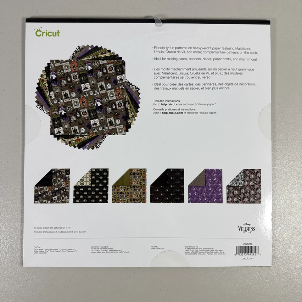 Almohadilla de papel de lujo para álbum de recortes Cricut de villanos de Disney 12 x 12 retirada Foto 2 de 4