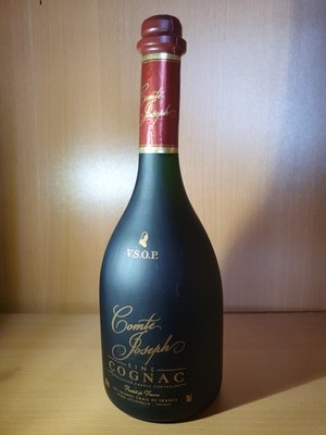 COMTE JOSEPH FINE COGNAC V.S.O.P. 40% 0,7L   Alte und ungeöffnete Flasche