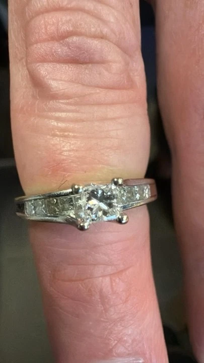 14KT White Gold Lady's Engagement Ring SZ 6 - Image 4 of 4