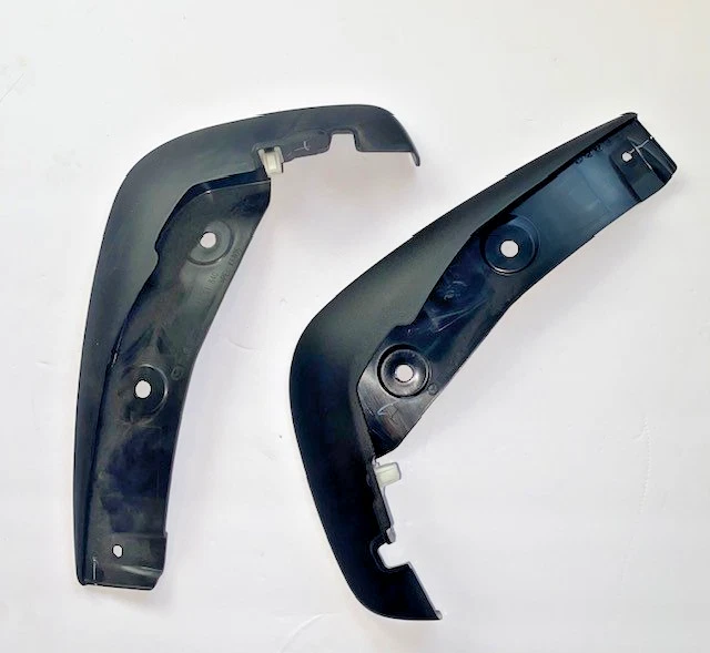 2 protectores contra salpicaduras delanteros originales Mazda 2011-2014, pieza nueva OEM, P/N DR61V3450 Foto 2 de 4