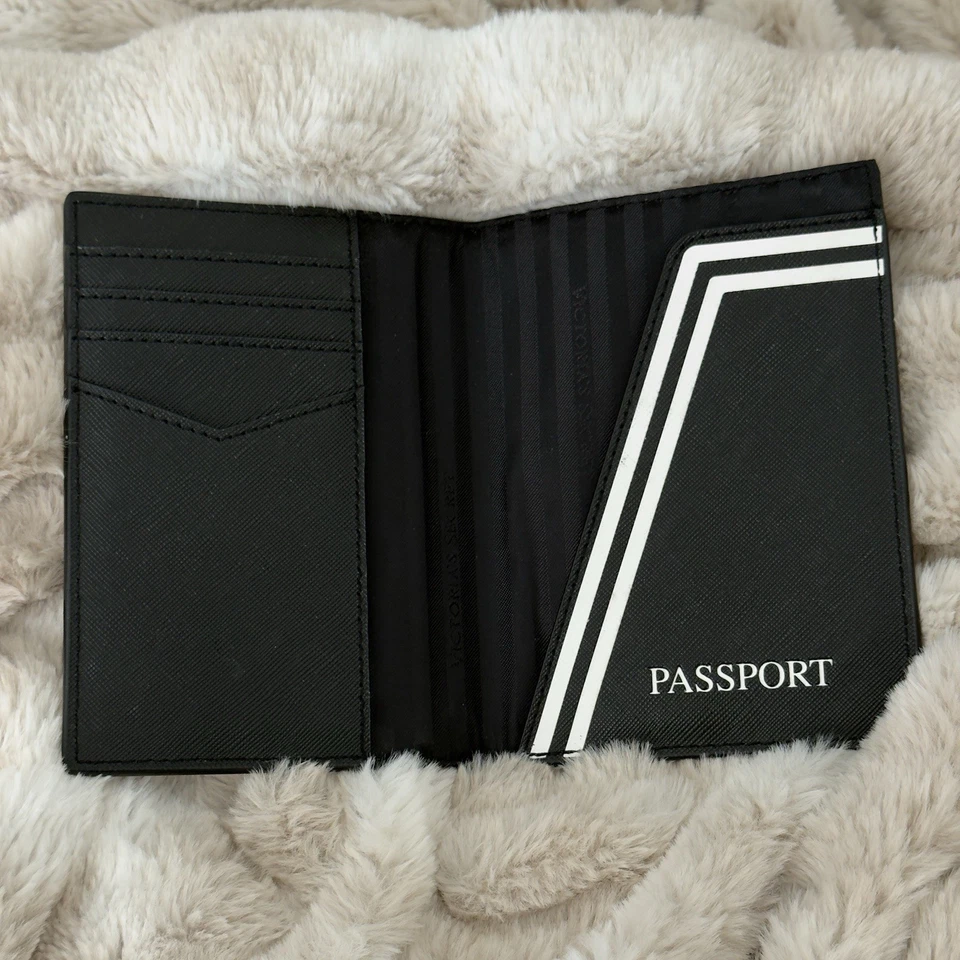 Funda para pasaporte Victoria's Secret - blanco y negro Foto 2 de 4