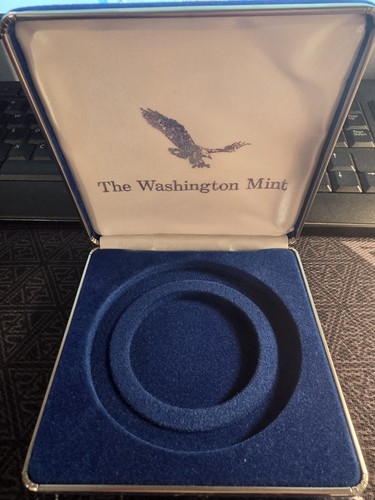 Washington Mint 8 oz Coin Display Case