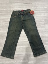 Apple Bottoms Vintage Capri Jeans Brand New, sizes 6 and 8 Available