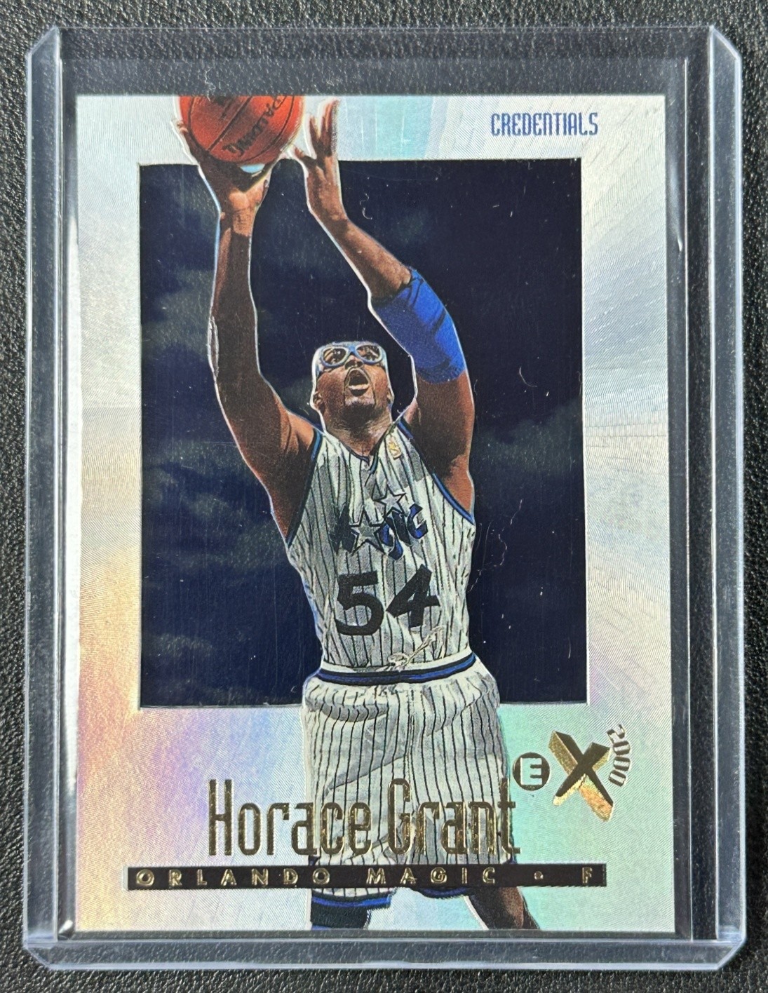 HORACE GRANT 1996 SKYBOX EX-2000 #50 CREDENTIALS 317/499 MAGIC