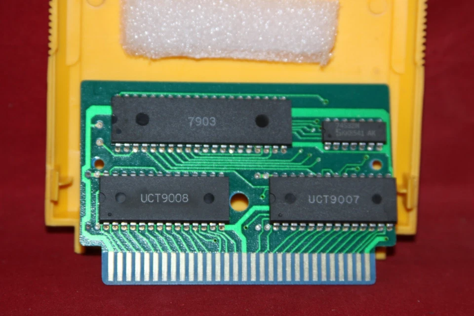 Famicom Compatible Game Cartridge, Super Contra, Super C (From 90s) - Image 4 of 4