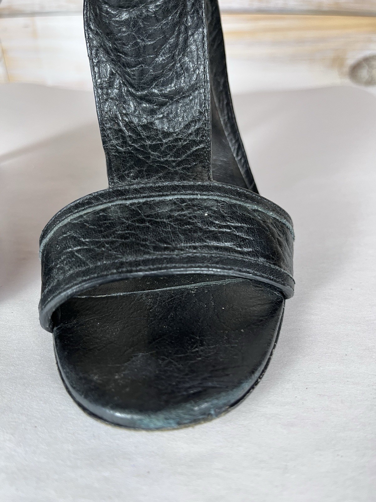 Tory Burch Peep Toe Ankle T-Strap Heels Women’s 9M Black Textured thumbnail 8