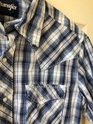 Wrangler Men's Size Medium Short Sleeve Pearl Snap Blue Plaid Western Shirt - Picture 5 of 7
