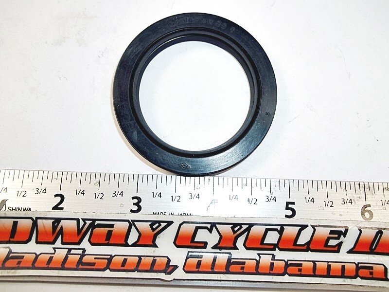 専用ページ HONDA CA72/77/95/160 CB92 FRONT WHEEL OEM 50X64X8 OIL SEAL 91251