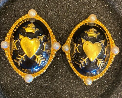 Pendientes grandes vintage esmaltados en oro de Karl Lagerfeld - Imagen 2 de 9