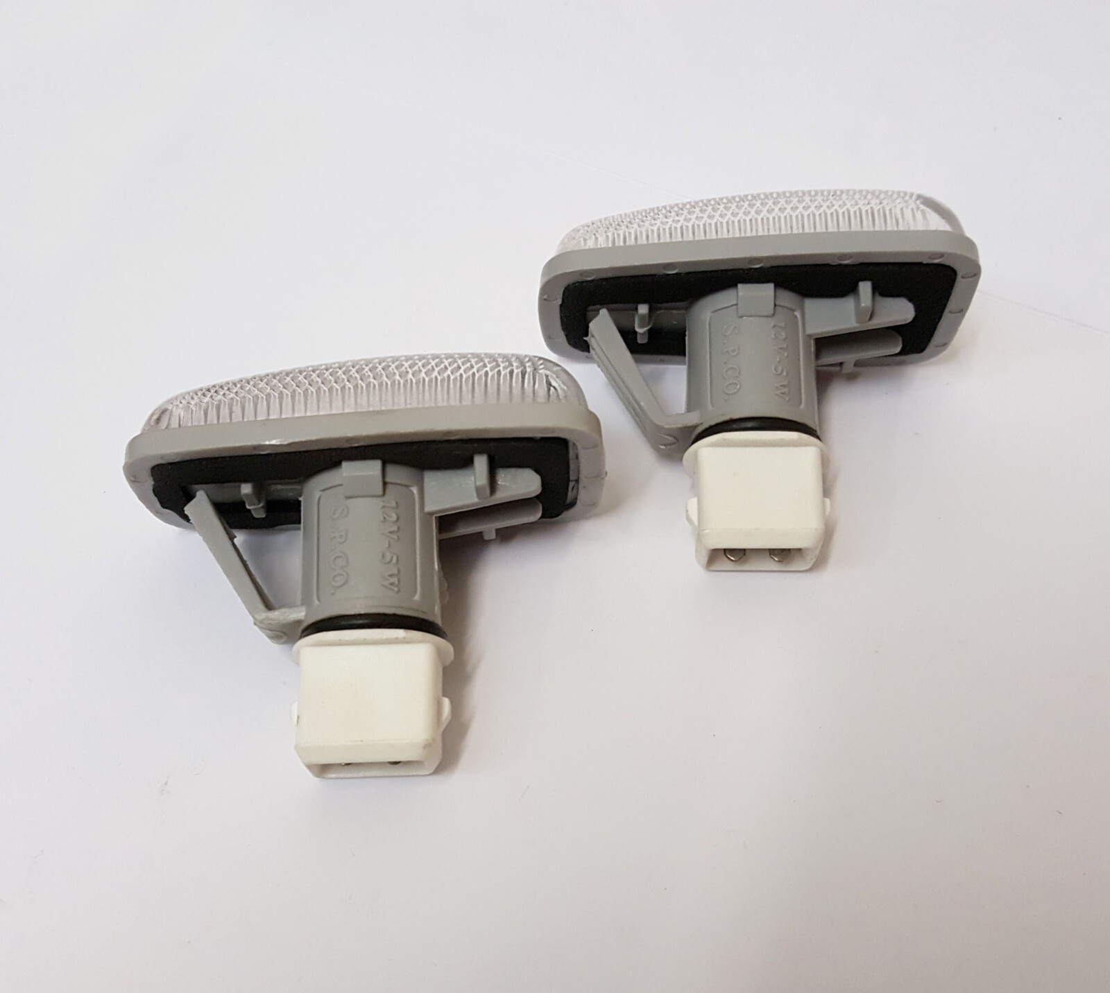 2x GENUINE PEUGEOT CITROEN Fiat Side Indicator Repeater OEM 632545 6325G3