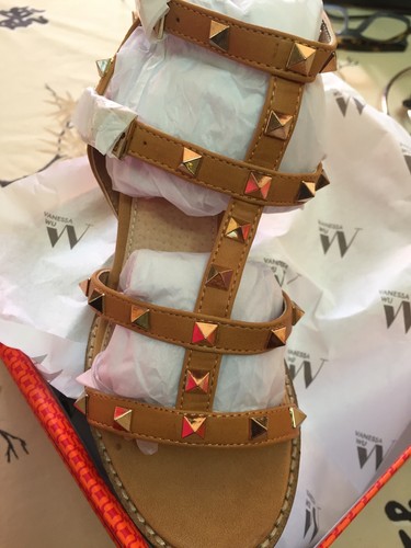 VANESSA WU été 2017 : sandales cloutées à talon, étiquetées valeur 57€ (-30%) - Picture 24 of 30