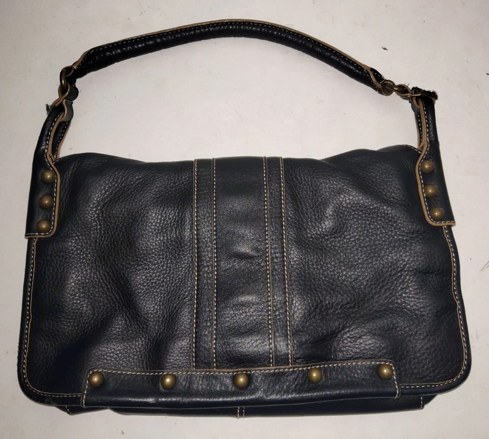 Cartera de mano de cuero negra Maxximum Foto 4 de 4