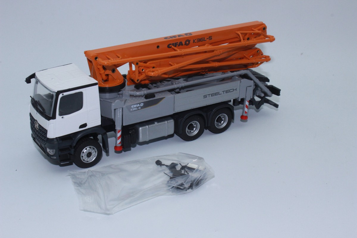 Conrad 78252 CIFA K 36 L Betonpumpe MB Arocs Neu in OVP 1:50 Conrad 78252 CIFA K 36 L Betonpumpe MB Arocs Neu in OVP 1:50