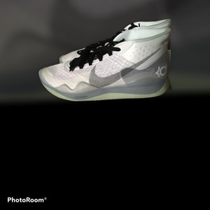 kd 12 wolf grey on feet