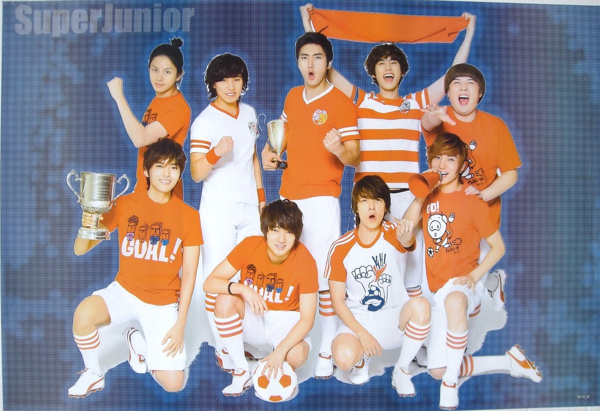 SUPER JUNIOR 