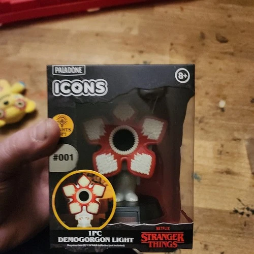 STRANGER THINGS DEMOGORGON LIGHT PALADONE ICONS #001 NEW IN BOX
