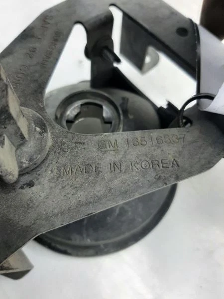 Luz antiniebla izquierda esquina/estacionamiento SE Opt T37 92-99 Pontiac Bonneville 16531085 Foto 3 de 4