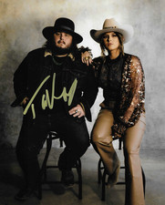 * TANNER USREY * signed 8x10 photo * BEAUTIFUL LIES * COA *