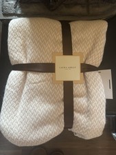 Laura Ashley Arya Throw Bees | Brand New