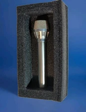 AKG D190E Cardioid Dynamic 200 Ohm Vintage Mic Microphone Made in Austria