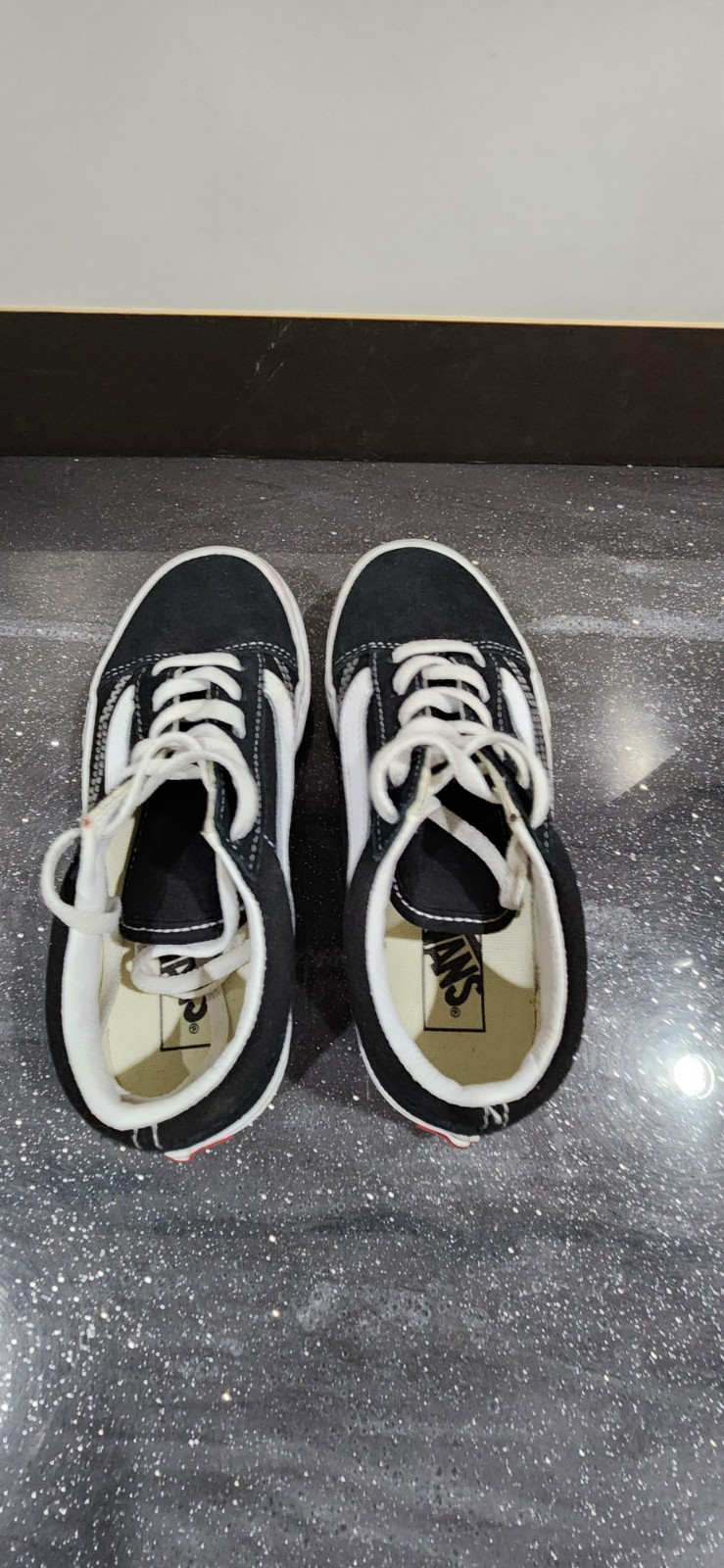 Vans Off The Wall Low Top Black Athletic KIDS Shoes 1.0 GREAT CONDITION  thumbnail 3