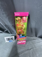 1990 Vintage Mattel Hawaiian Fun Barbie With Hula Skirt Bracelet NRFB