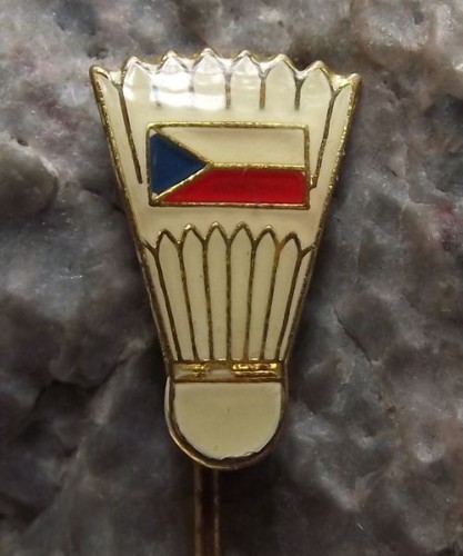 Vintage Badminton Association Czechoslovakia Czech Shuttlecock Members Pin Badge - Picture 2 of 3