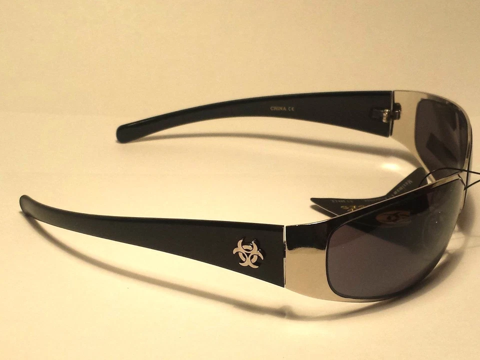 Gafas de sol unisex Biohazard marco de plástico y metal estilo ovalado 100 % UVA y UVB Foto 2 de 4