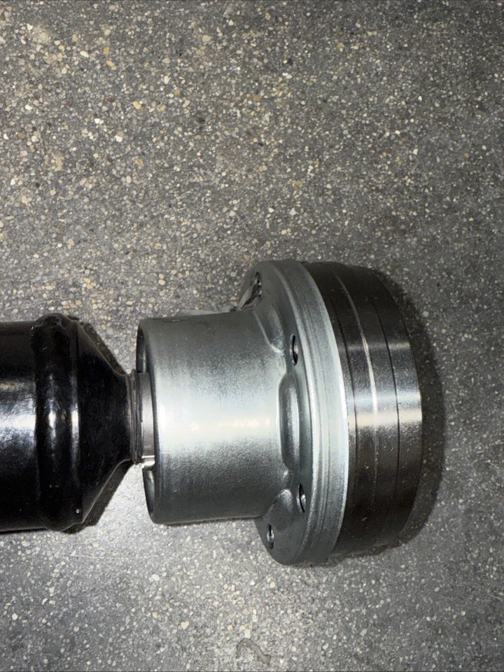 Árbol de transmisión trasero 65-7024 A1 Cardone para MB Mercedes Clase ML Mercedes-Benz ML500 Foto 4 de 4