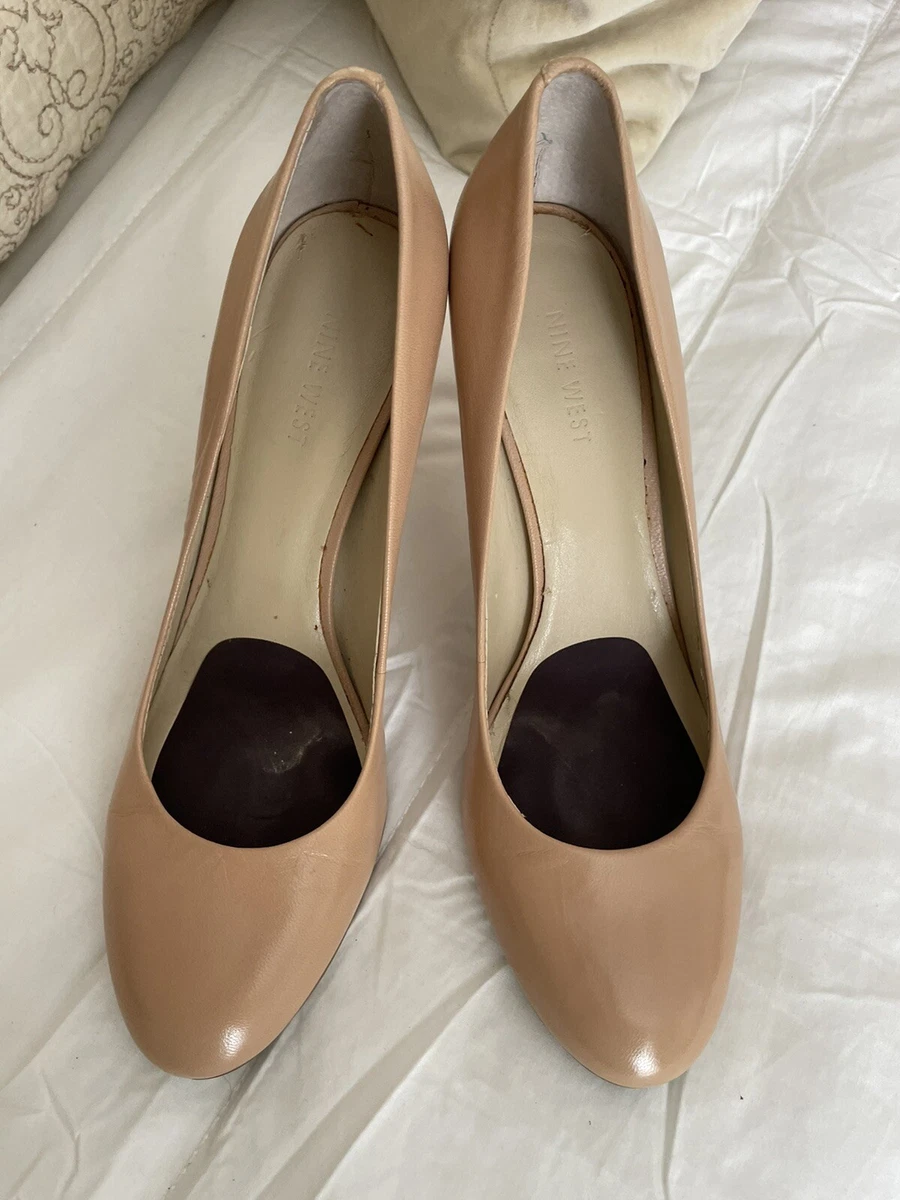 Nine west deals caress pump
