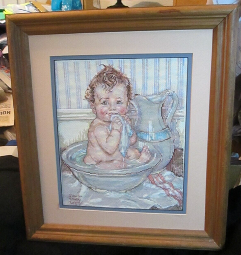 18 3/4" X 16 1/2" Framed Needlepoint Picture Of Child In Victorian Wash Bowl - Picture 3 of 5