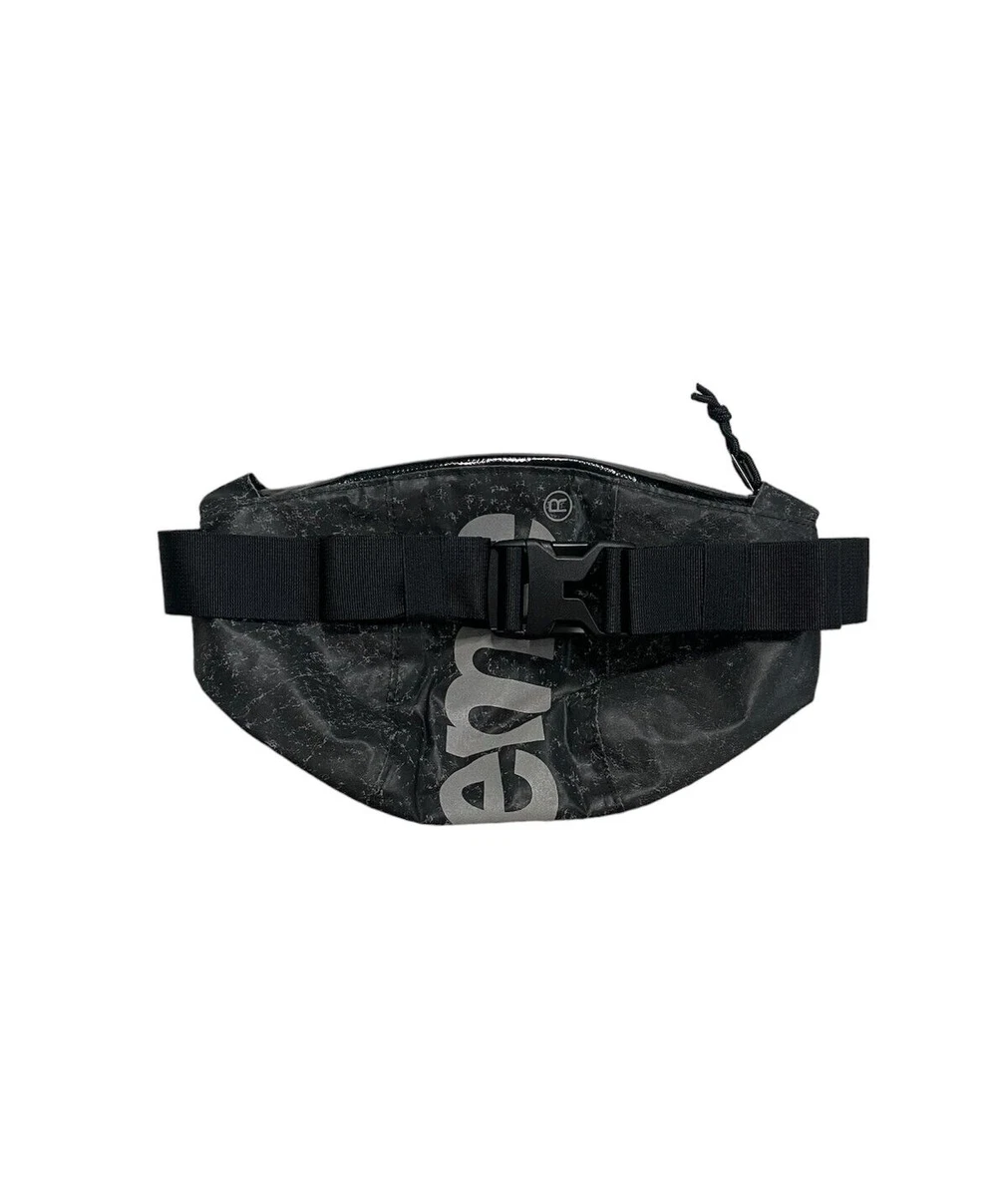 Supreme Waterproof Reflective Speckled Waist Bag Black FW20