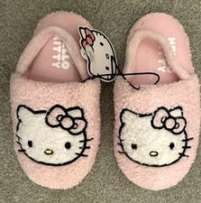 New HELLO KITTY Toddler Scuff Slippers with Back Strap 11/12 11 12 FREE SHIPPING