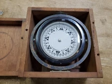 Vtg E.S. Ritchie 4 Inch Marine Nautical Gimbal Ships Compass in Wooden Case Box